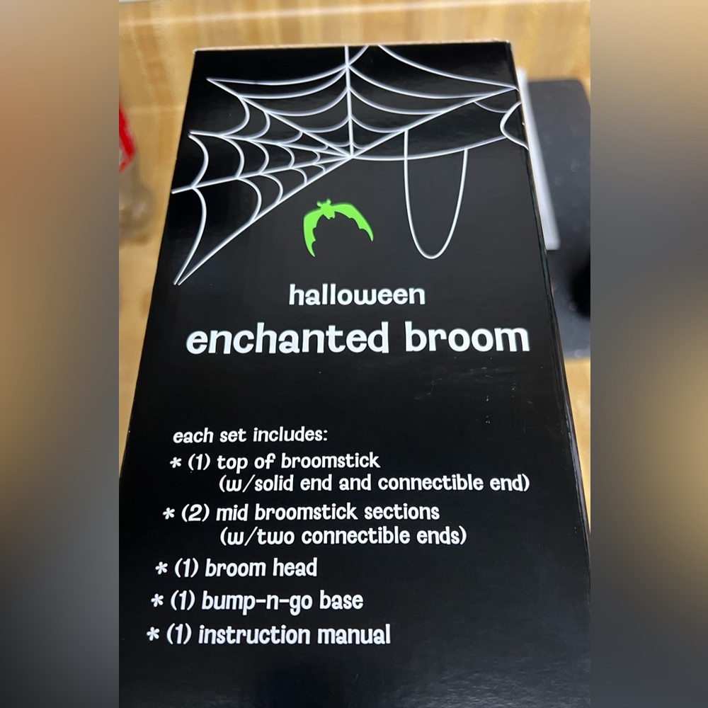 SOLD! Animated Broom Moves & Make Noises- NIB - Picture 4 of 6